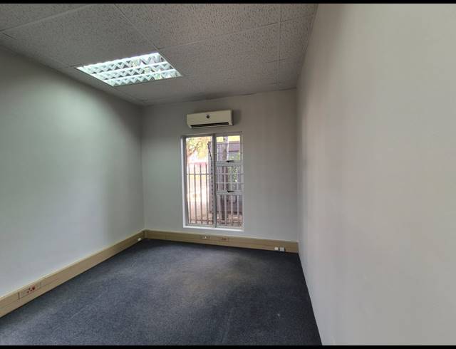 1,505M² OFFICE FOR SALE IN SASOLBURG CENTRAL